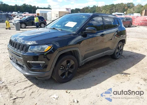 2018 Jeep Compass Altitude 4X4 z USA, uszkodzony, nr VIN 3C4NJDBB6JT403168
